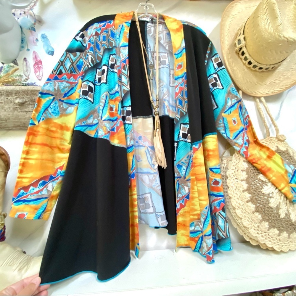 Funky patchwork vibe open front boho cardigan w resort vacay feel - Picture 2 of 10